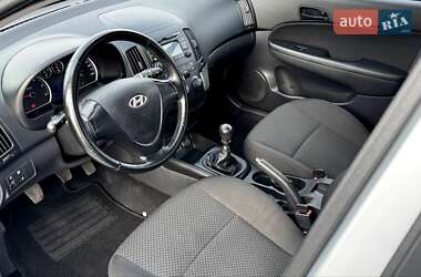 Універсал Hyundai i30 2010 в 