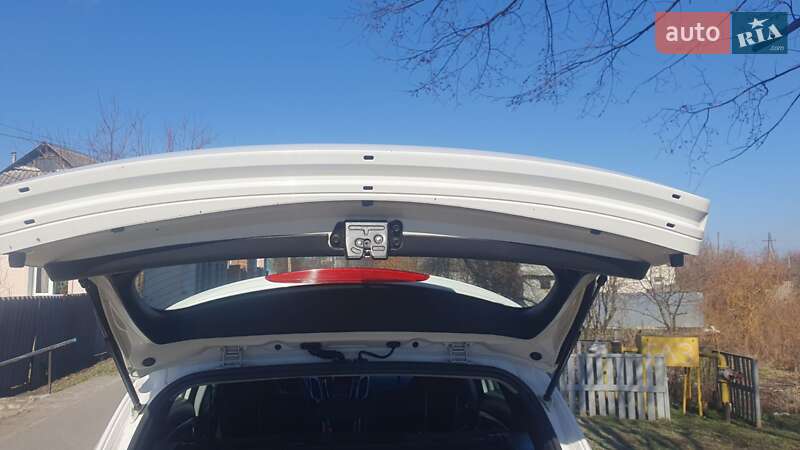 Универсал Hyundai i30 2013 в Змиеве фото 12 Универсал Hyundai i30 2013 в Змиеве