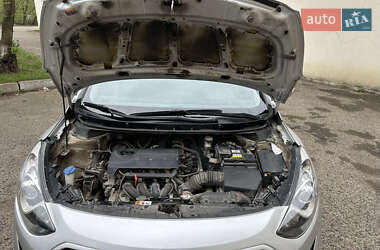 Хэтчбек Hyundai i30 2016 в 