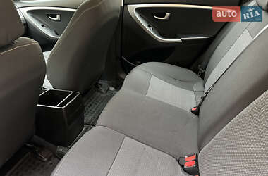 Хэтчбек Hyundai i30 2016 в 