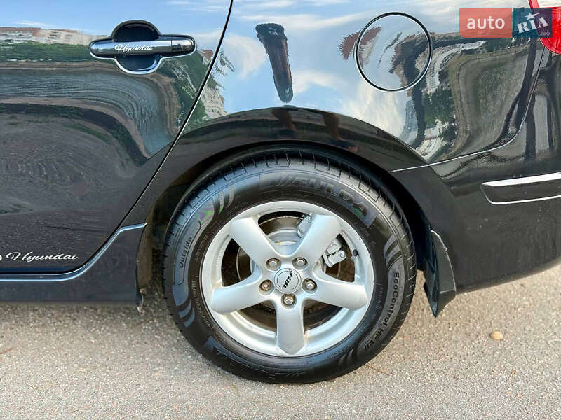 Хэтчбек Hyundai i30 2010 в Кропивницком