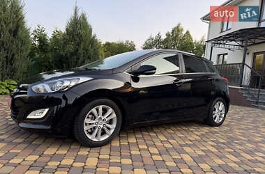 Хэтчбек Hyundai i30 2014 в Житомире