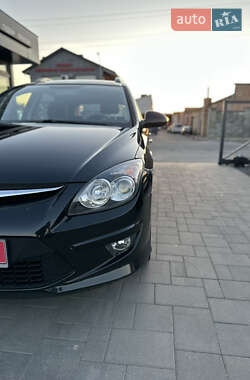 Универсал Hyundai i30 2010 в 