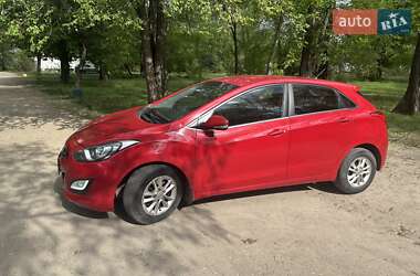 Хэтчбек Hyundai i30 2012 в 