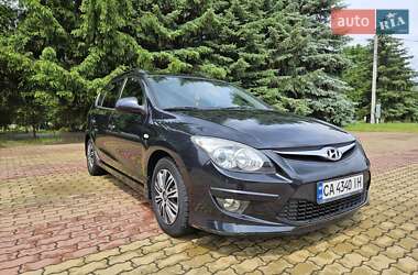 Универсал Hyundai i30 2010 в 
