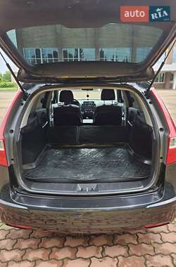 Универсал Hyundai i30 2010 в 