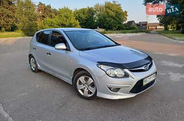 Хетчбек Hyundai i30 2011 в Києві