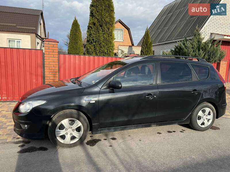 Универсал Hyundai i30 2010 в Виннице