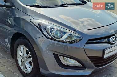Хэтчбек Hyundai i30 2014 в 