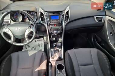 Хэтчбек Hyundai i30 2014 в 