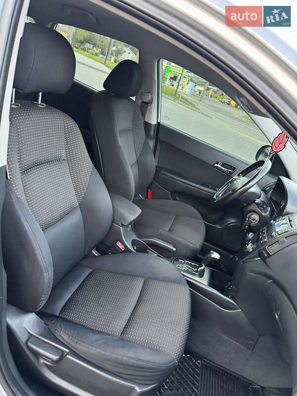 Хэтчбек Hyundai i30 2007 в Ивано-Франковске