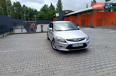 Хетчбек Hyundai i30 2011 в Чернігові