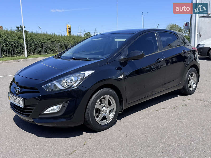 Хэтчбек Hyundai i30 2013 в Полтаве