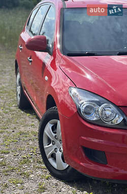 Универсал Hyundai i30 2009 в 