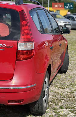 Универсал Hyundai i30 2009 в 