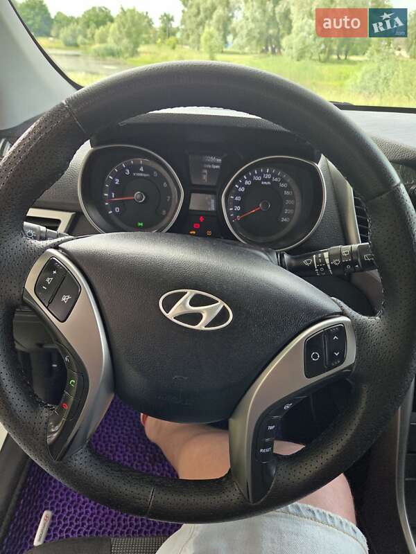 Хэтчбек Hyundai i30 2014 в Киеве