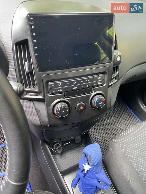 Универсал Hyundai i30 2010 в Нежине