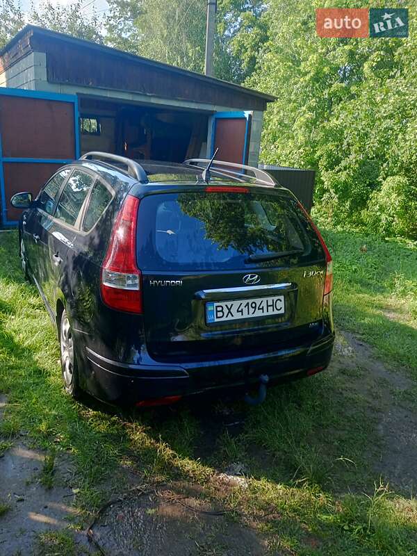 Хэтчбек Hyundai i30 2010 в Барановке