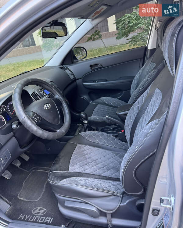Хетчбек Hyundai i30 2011 в Одесі