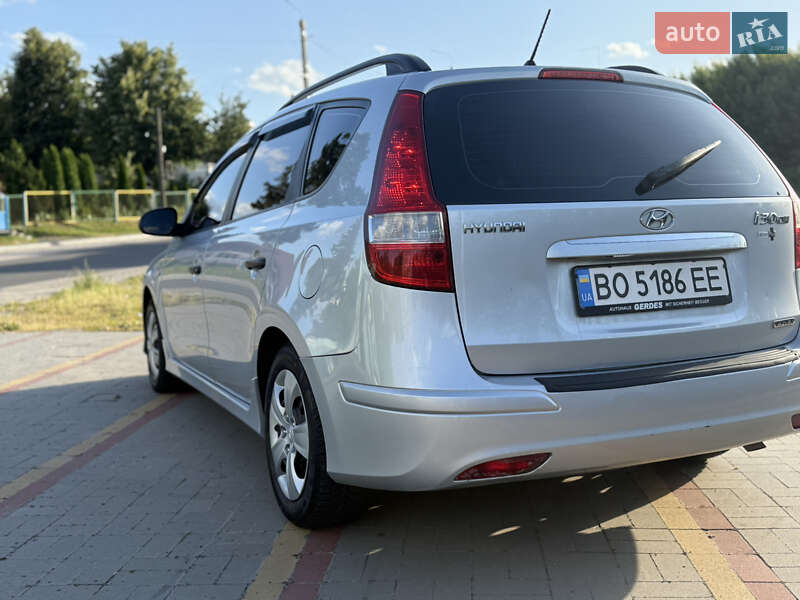 Універсал Hyundai i30 2011 в Калинівці