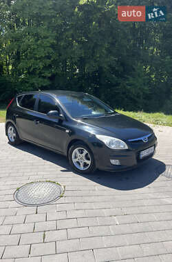 Хэтчбек Hyundai i30 2007 в Долине