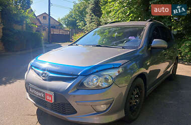 Універсал Hyundai i30 2012 в Києві