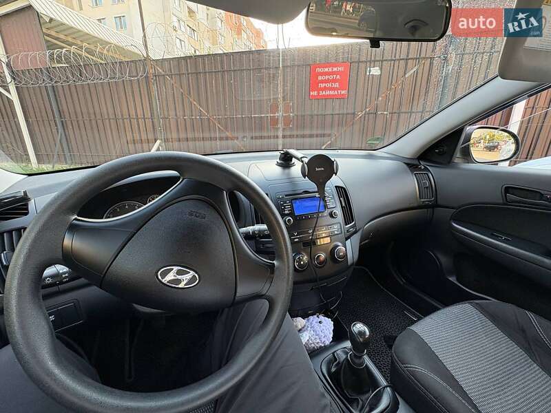 Універсал Hyundai i30 2009 в Одесі