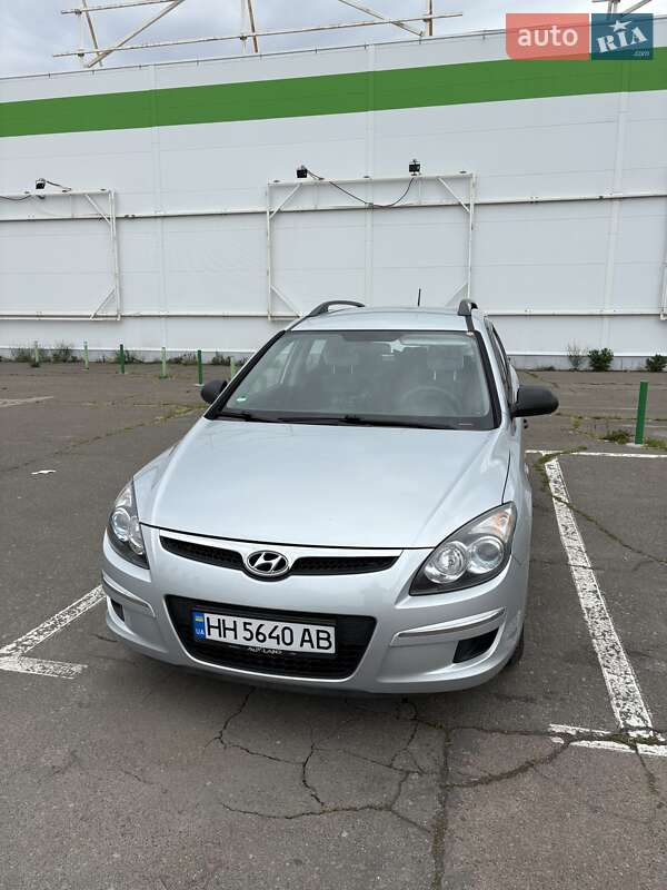 Універсал Hyundai i30 2009 в Одесі
