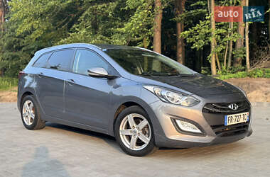 Універсал Hyundai i30 2014 в Луцьку