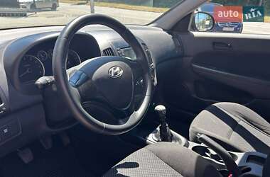 Универсал Hyundai i30 2009 в 