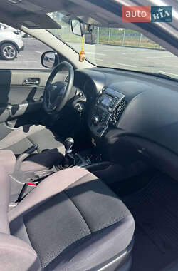 Универсал Hyundai i30 2011 в 