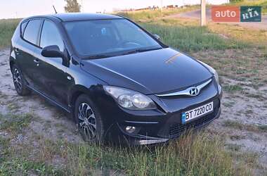 Хэтчбек Hyundai i30 2011 в Виннице
