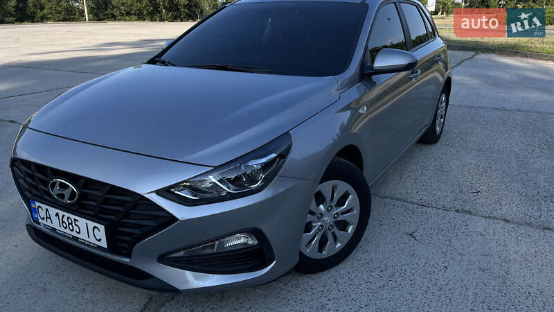 Hyundai i30 2021