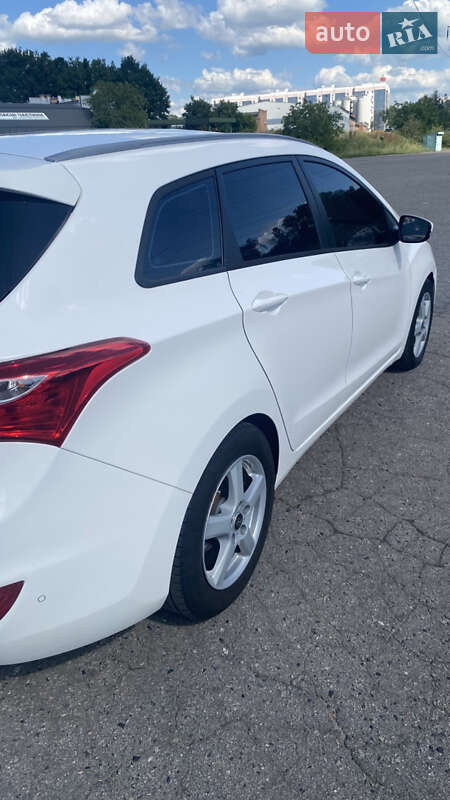 Універсал Hyundai i30 2012 в Івано-Франківську