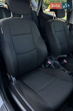 Хэтчбек Hyundai i30 2010 в 