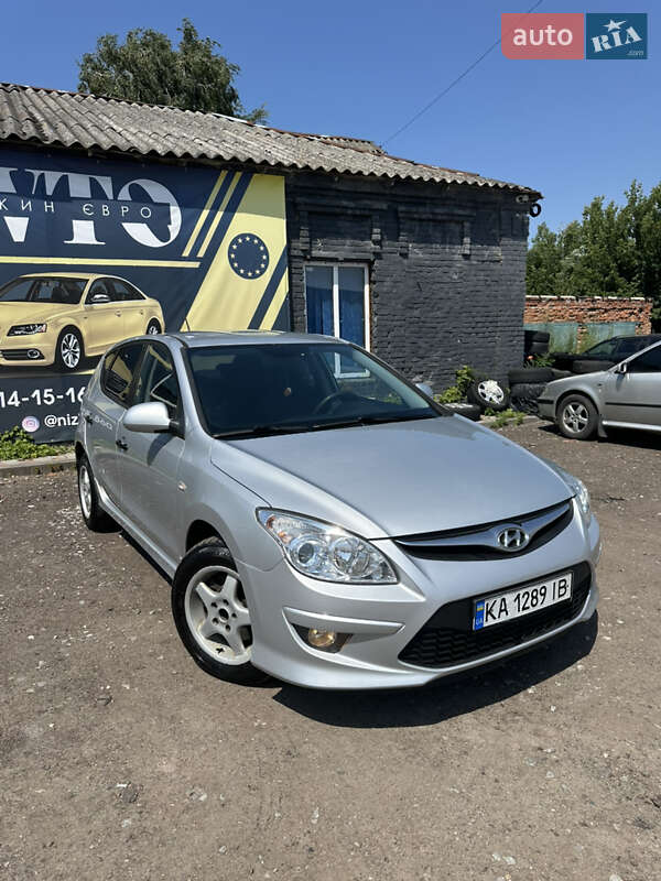 Hyundai i30 2011