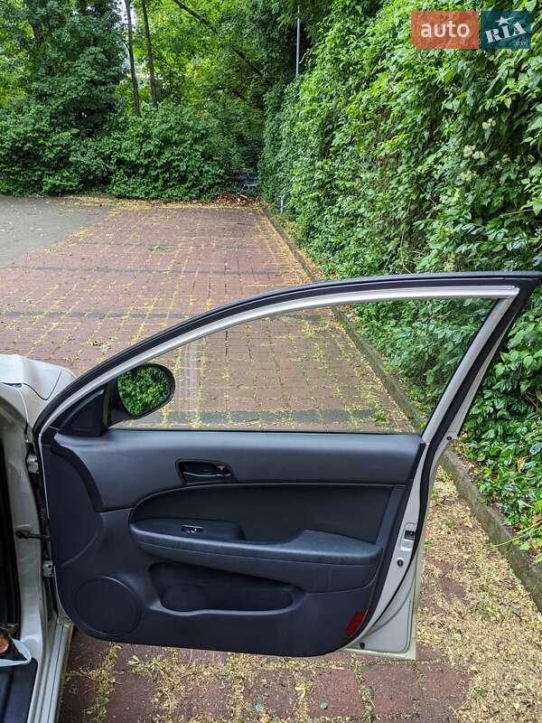 Хетчбек Hyundai i30 2011 в Києві