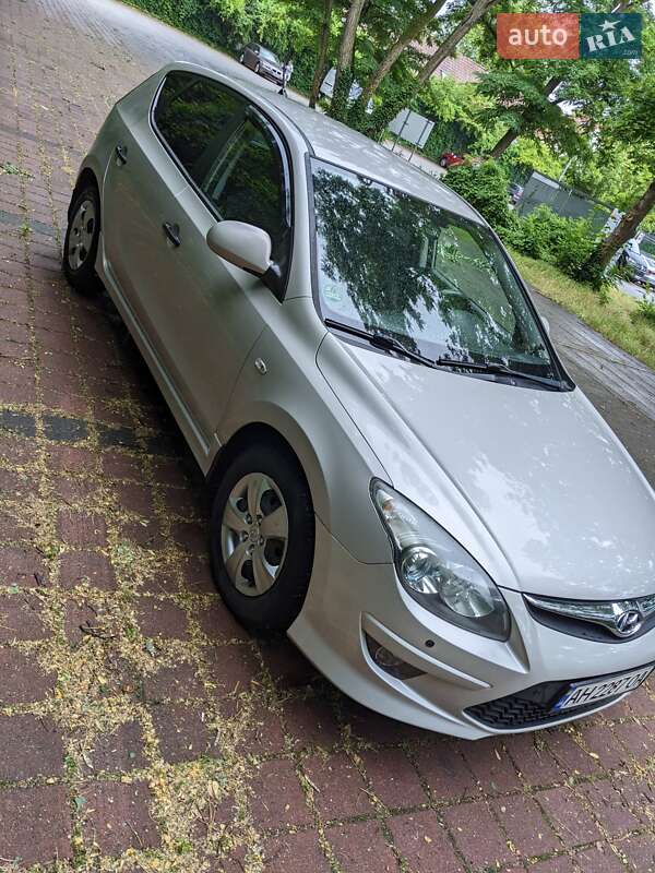 Хетчбек Hyundai i30 2011 в Києві