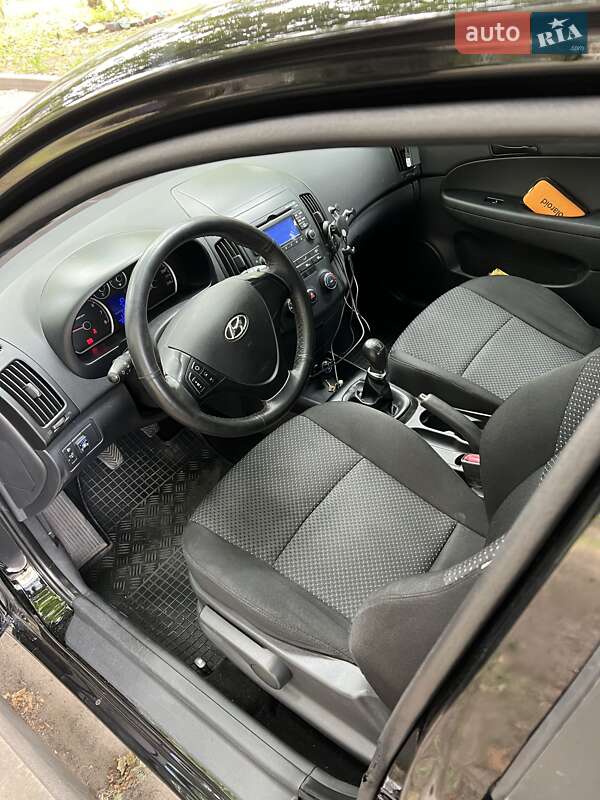 Хэтчбек Hyundai i30 2011 в Харькове