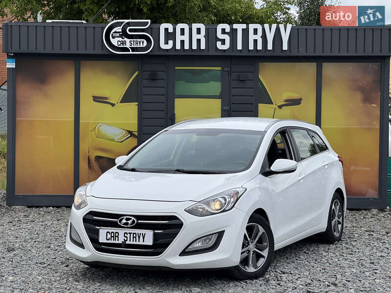 Универсал Hyundai i30 2016 в Стрые