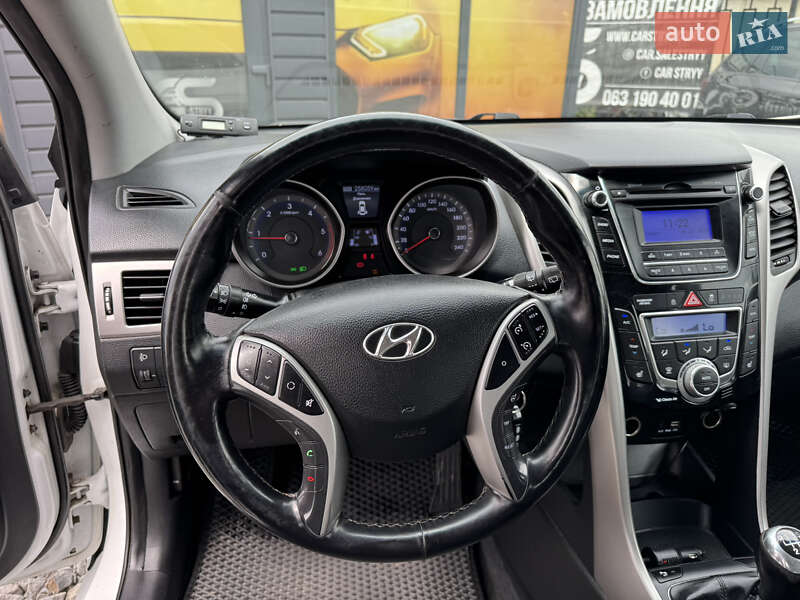 Универсал Hyundai i30 2016 в Стрые