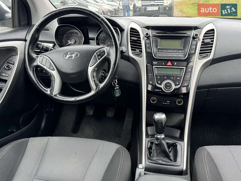 Универсал Hyundai i30 2016 в Стрые