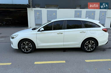Универсал Hyundai i30 2017 в 