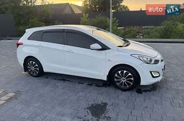 Универсал Hyundai i30 2013 в 