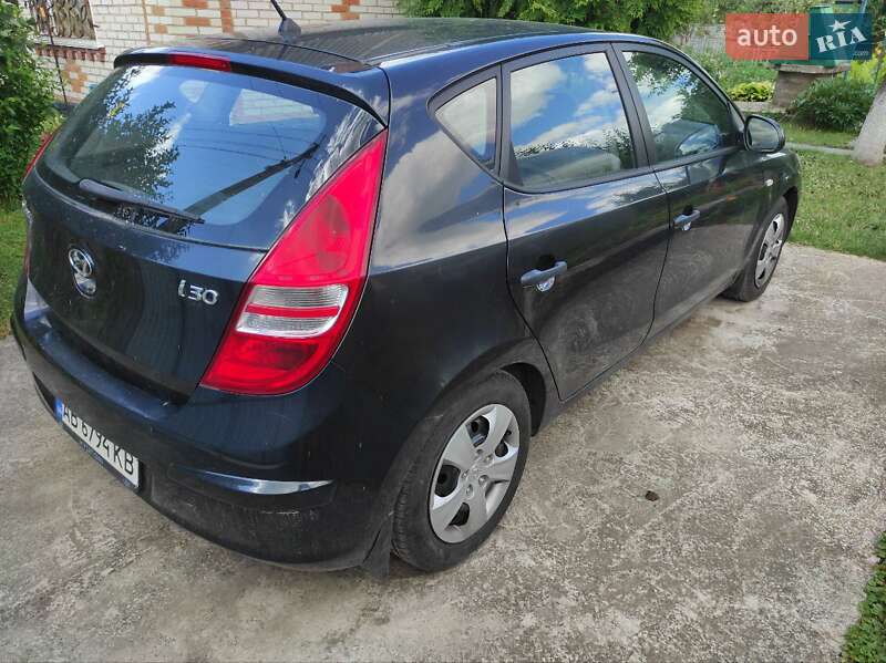Хэтчбек Hyundai i30 2009 в Виннице