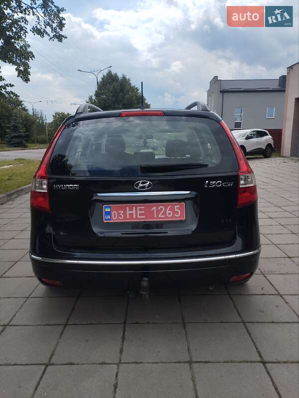 Универсал Hyundai i30 2009 в Луцке