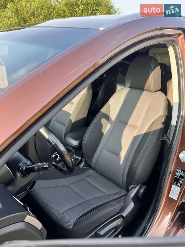 Универсал Hyundai i30 2013 в Радивилове
