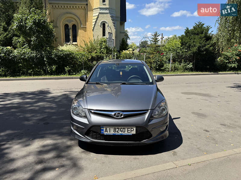 Хэтчбек Hyundai i30 2010 в Фастове