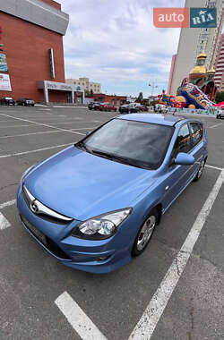 Універсал Hyundai i30 2011 в 
