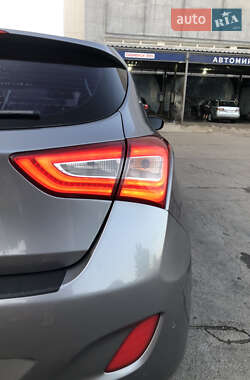 Хэтчбек Hyundai i30 2012 в 
